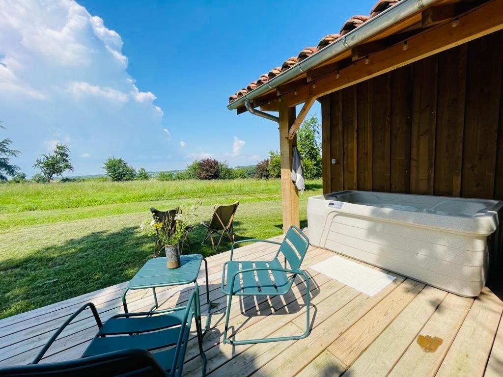 Dome Insolite Cedre Jacuzzi Et Petits Dejeuners Inclus Lagraulet-du-Gers Luaran gambar